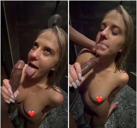 ryleyreid19 nudes model img