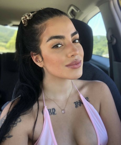 Selenaxoxoxo Marian pornographic star photos