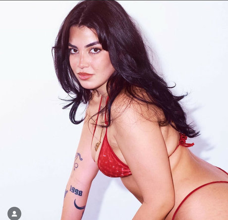 Selenaxoxoxo Marian star porn archive