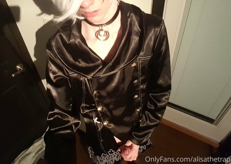 alisathetrap model porn image