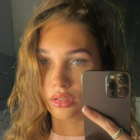 barbie brunnetx star perfect photos