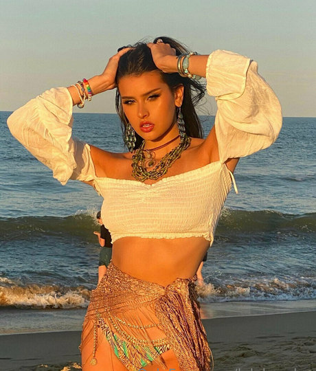 lolalourdes star hot archive