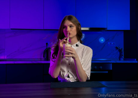 mia ts pornstar beautiful gallery