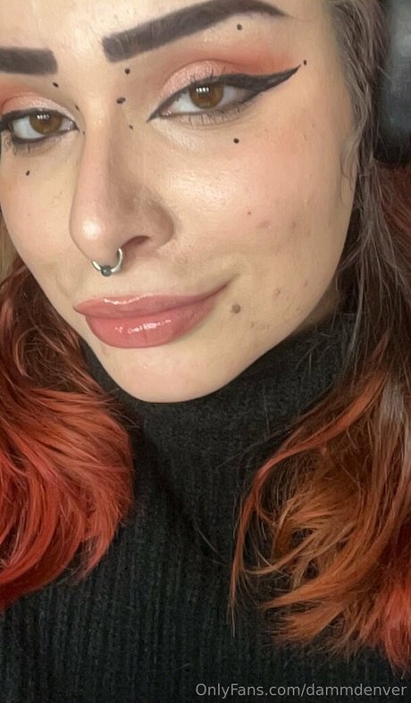 dammdenver model high quality picture