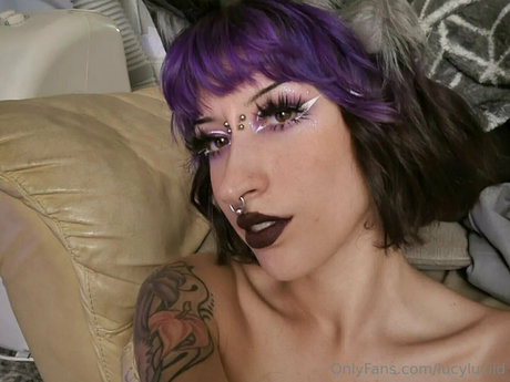 lucyluciid star photo