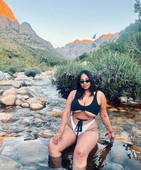 Magan Jade pretty pornstar photo