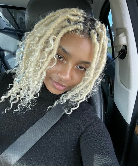 Plantbae model hd images