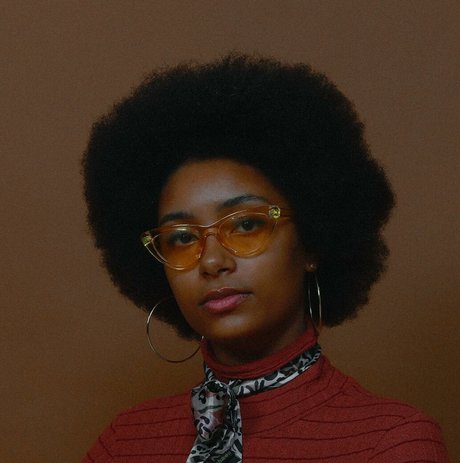 Plantbae model free images