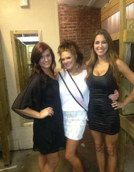 Amanda Dodson Thompson model pornographic photo