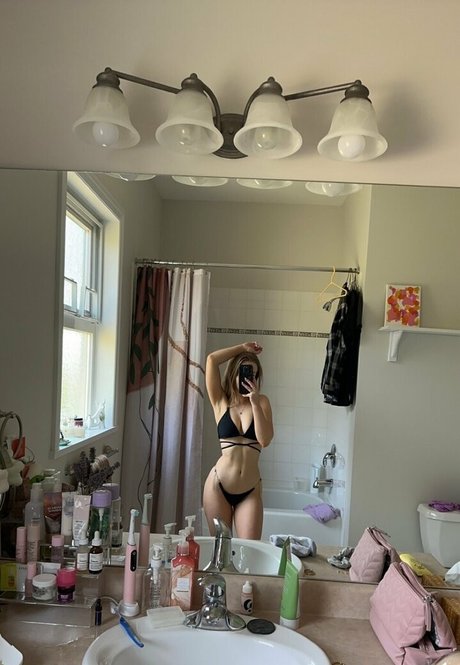 mia monet perfect pornstar image