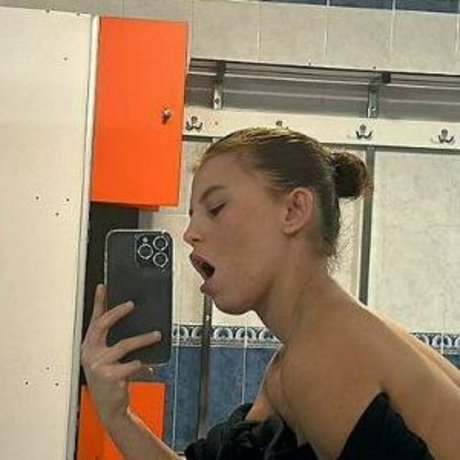 Diana Eduardovich high quality actress archive