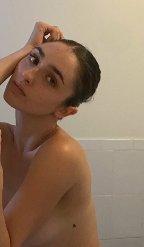 coolpilled pornstar adult pic