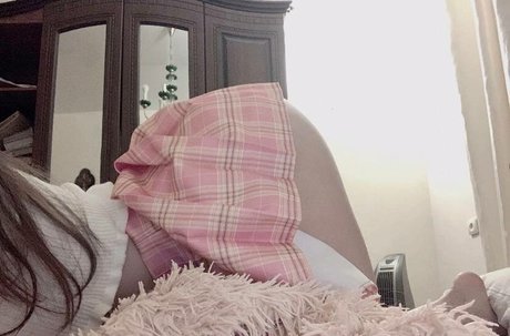 M uselessbeauty top actress img