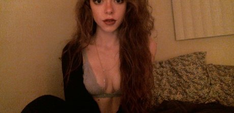 Rose Castella perfect actress photo