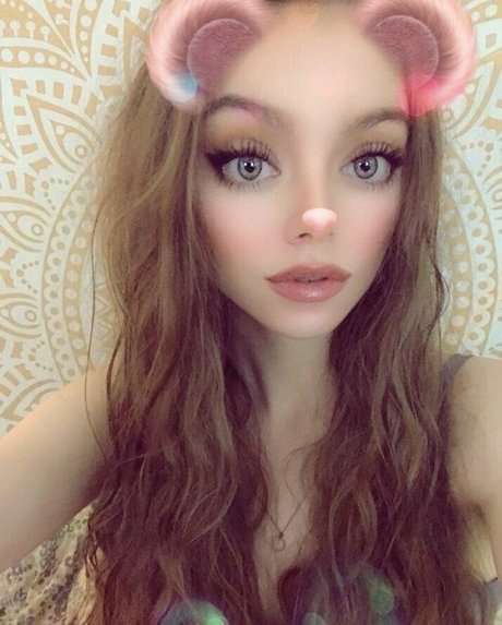 Rose Castella nudes actress gallery