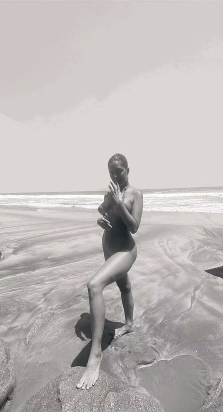 marialevyy pornstar hot photo