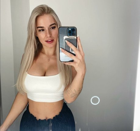 jsf xy nude pornstar photo