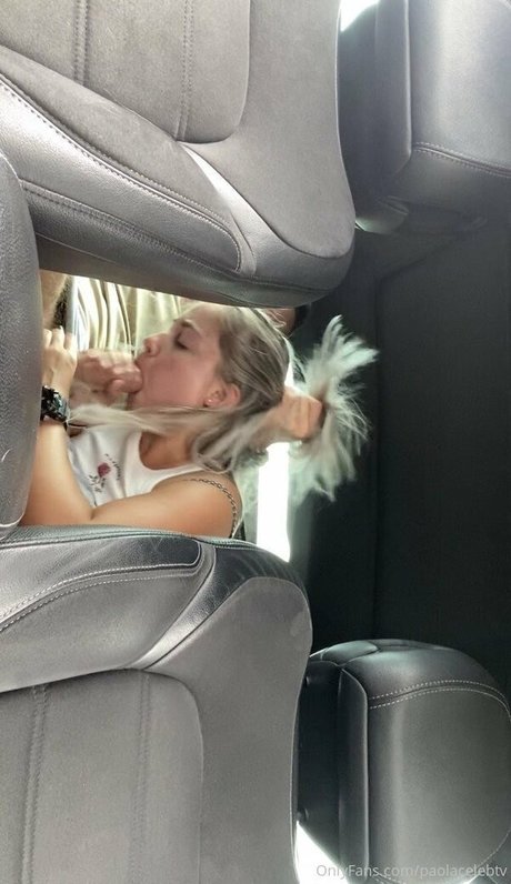 Paola Celeb Vip star hd photo