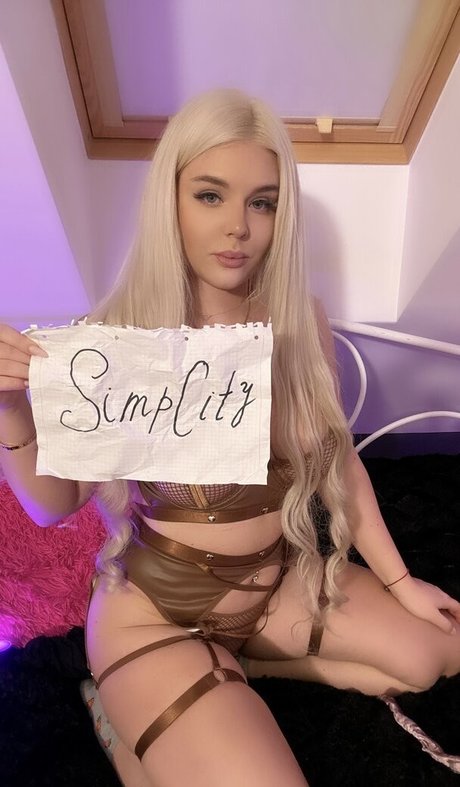 Julia1212 nude pornstar pics