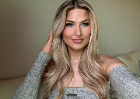 kloebby pornstar beautiful pics