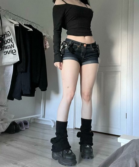 mirukurum beautiful pornstar pics