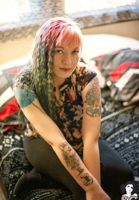 Venomousrose star pretty images