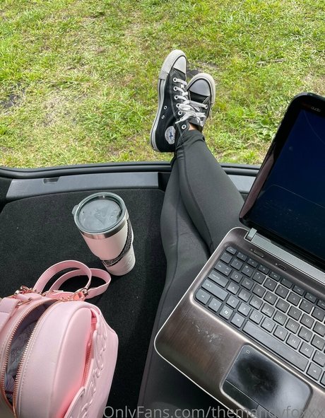 themandyfoxxx star exclusive images