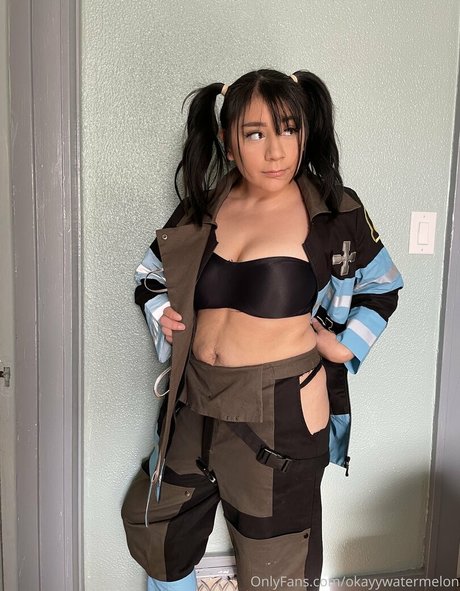 pineapplepae star naked img