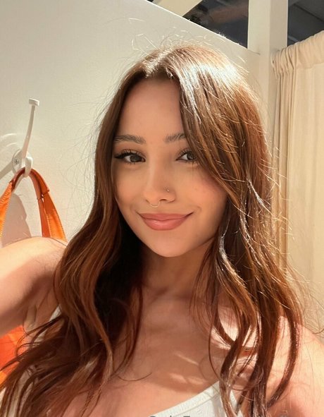 isabellaroy high quality actress photos