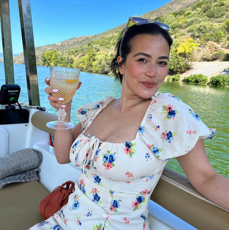 Frances Wang star beautiful picture