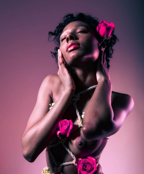 KittenKream hd model photos