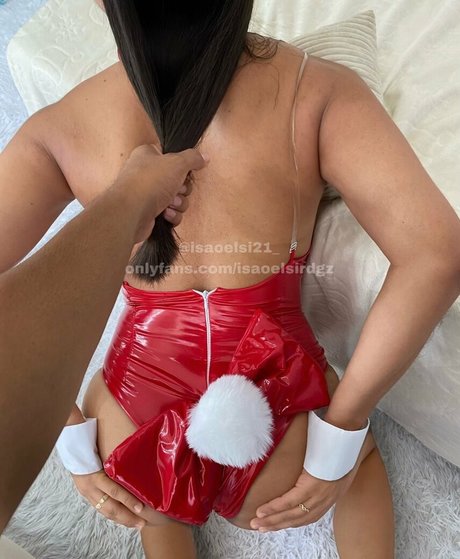 Isa Oelsi star adult photo