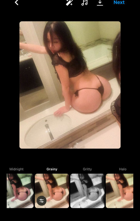 cokowiku pornographic actress galleries