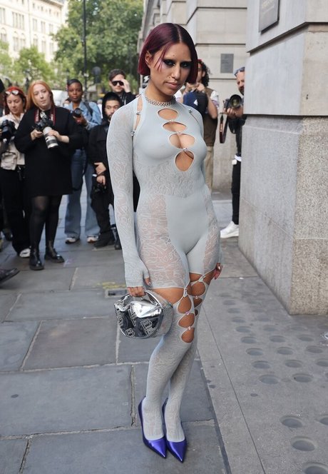 Raye free pornstar image