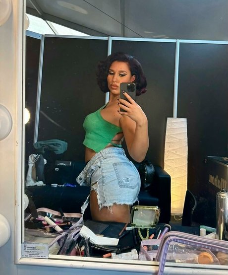 Raye hd pornstar gallery