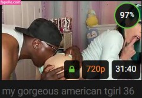 Melanie Brooks model top picture