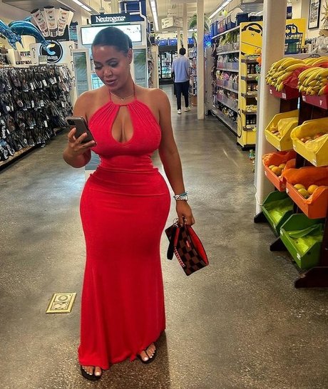 Roxsana Diaz model nice img