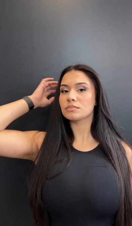 Marisa G nude star photos