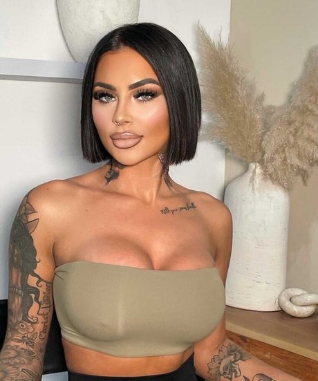 Chanseybrown pornstar free galleries