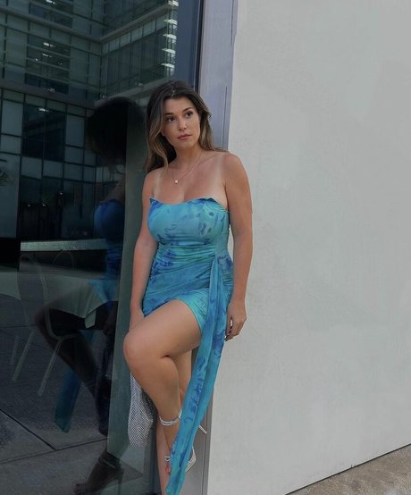 Carolina Neto pornstar nude image