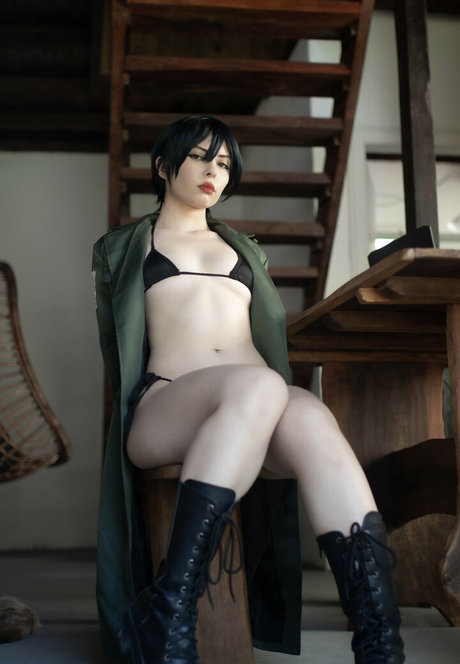 lui storm erotic star pic