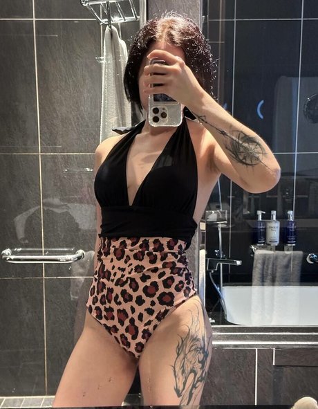 Scarletspyada actress picture