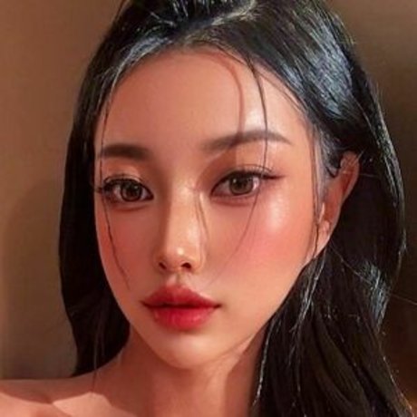 xxukii pornstar top photos