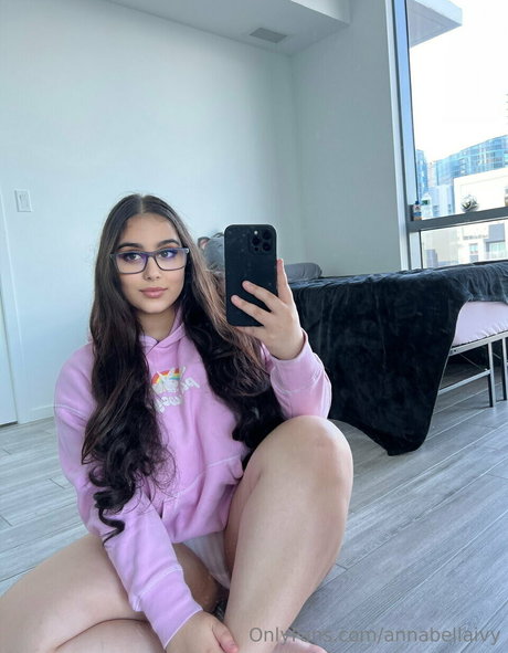 Annabella Ivy star pornographic gallery