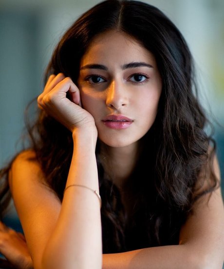 Ananya Panday pornstar nudes archive