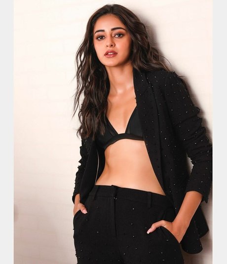 Ananya Panday model erotic image