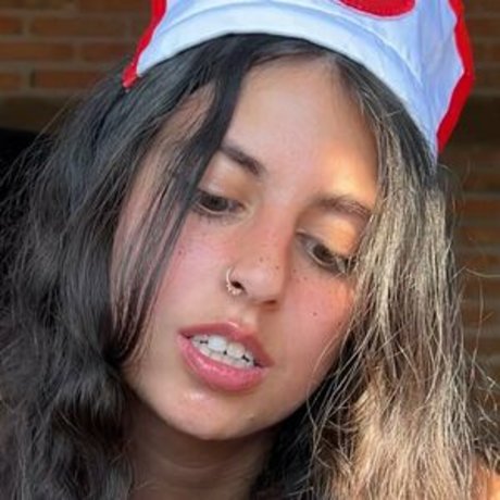 ittybittycherry pornstar nice pictures