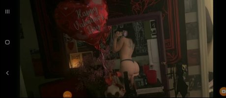 srenluv naked actress pic