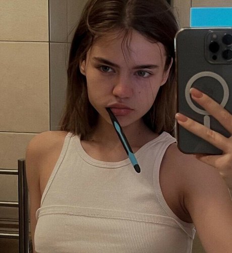 Veronika Hanberg hd pornstar images