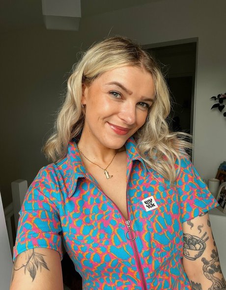 Emmalition erotic pornstar picture